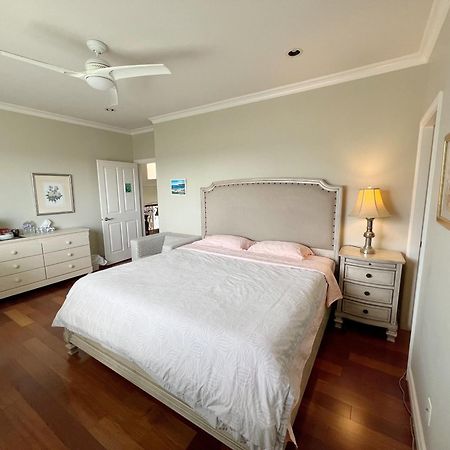 Lucky Room, A Comfortable Bedroom With Private Bathroom Close To Yvr Richmond Buitenkant foto